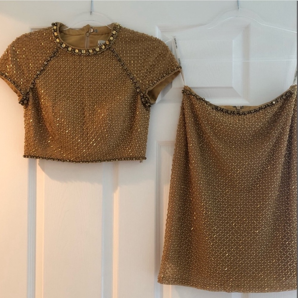 Sherri Hill two piece gold 3D beading top and skirt size 2